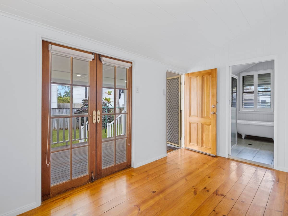 151 Old Logan Village Road, WATERFORD - Thumbnail 3