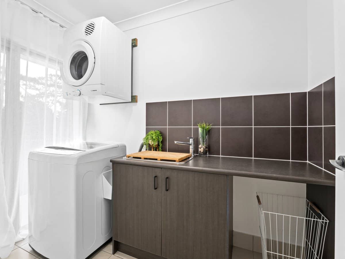 2-4 Eyre Place, JIMBOOMBA - Thumbnail 18