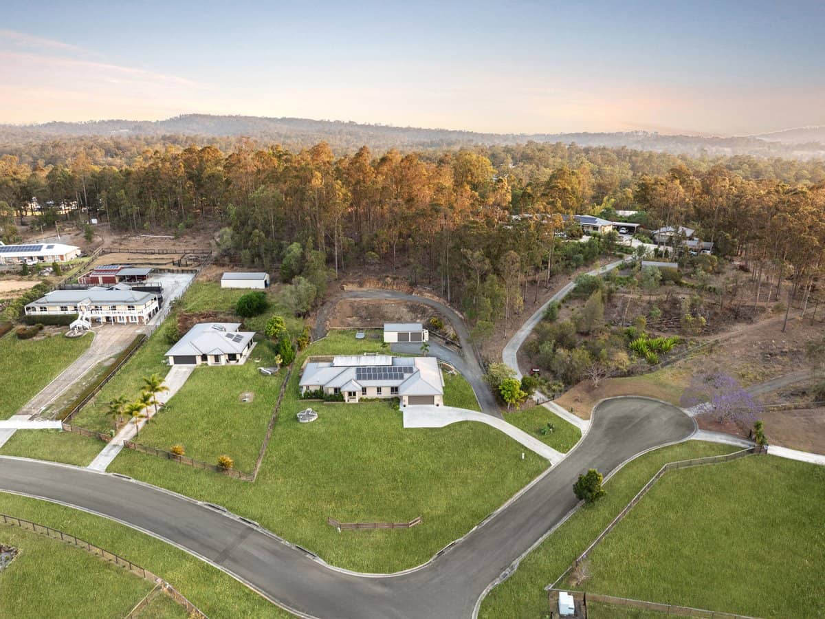 2-4 Eyre Place, JIMBOOMBA - Thumbnail 31