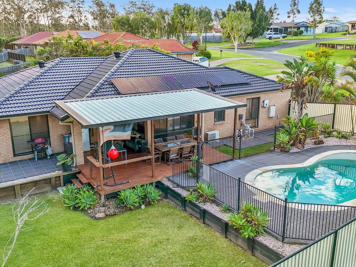 14-16 Tuckeroo Drive, FLAGSTONE - Thumbnail 2