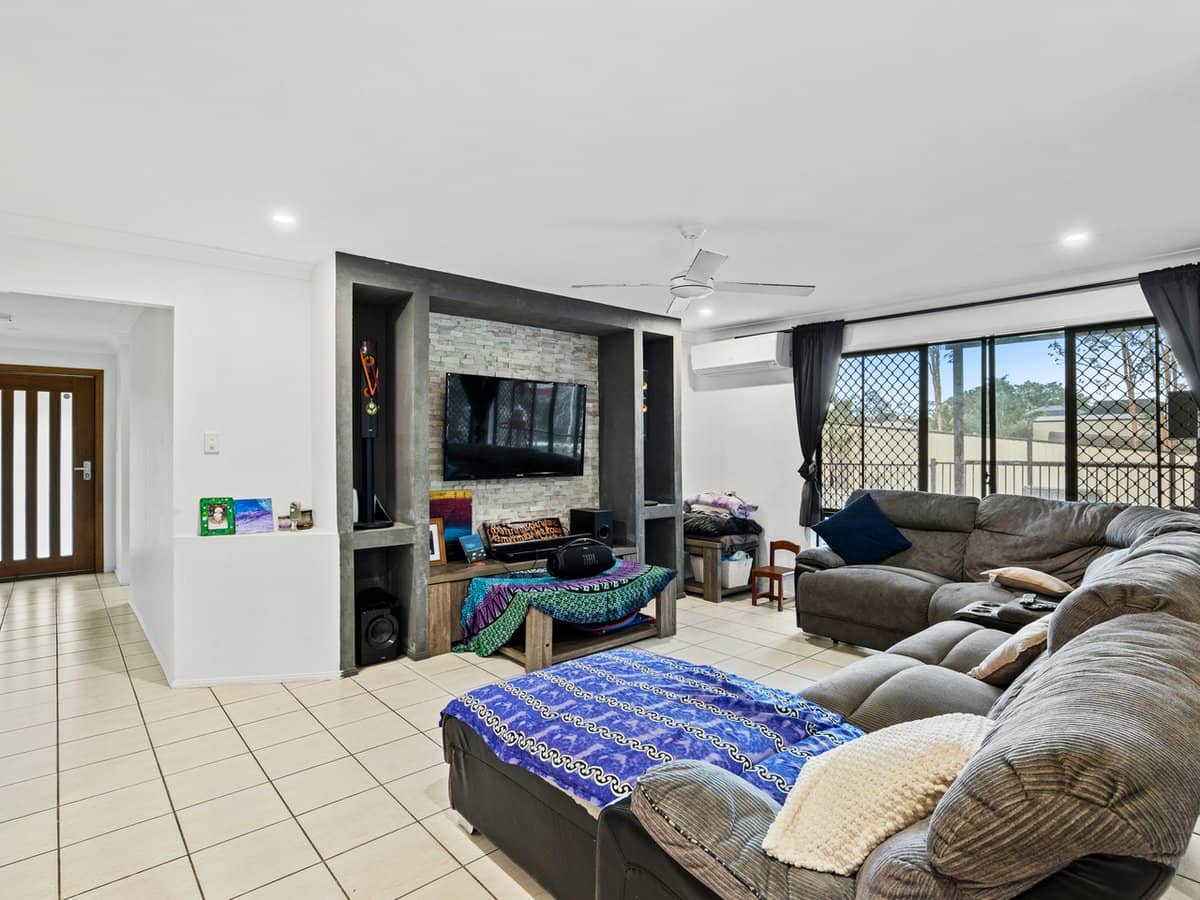 14-16 Tuckeroo Drive, FLAGSTONE - Thumbnail 6