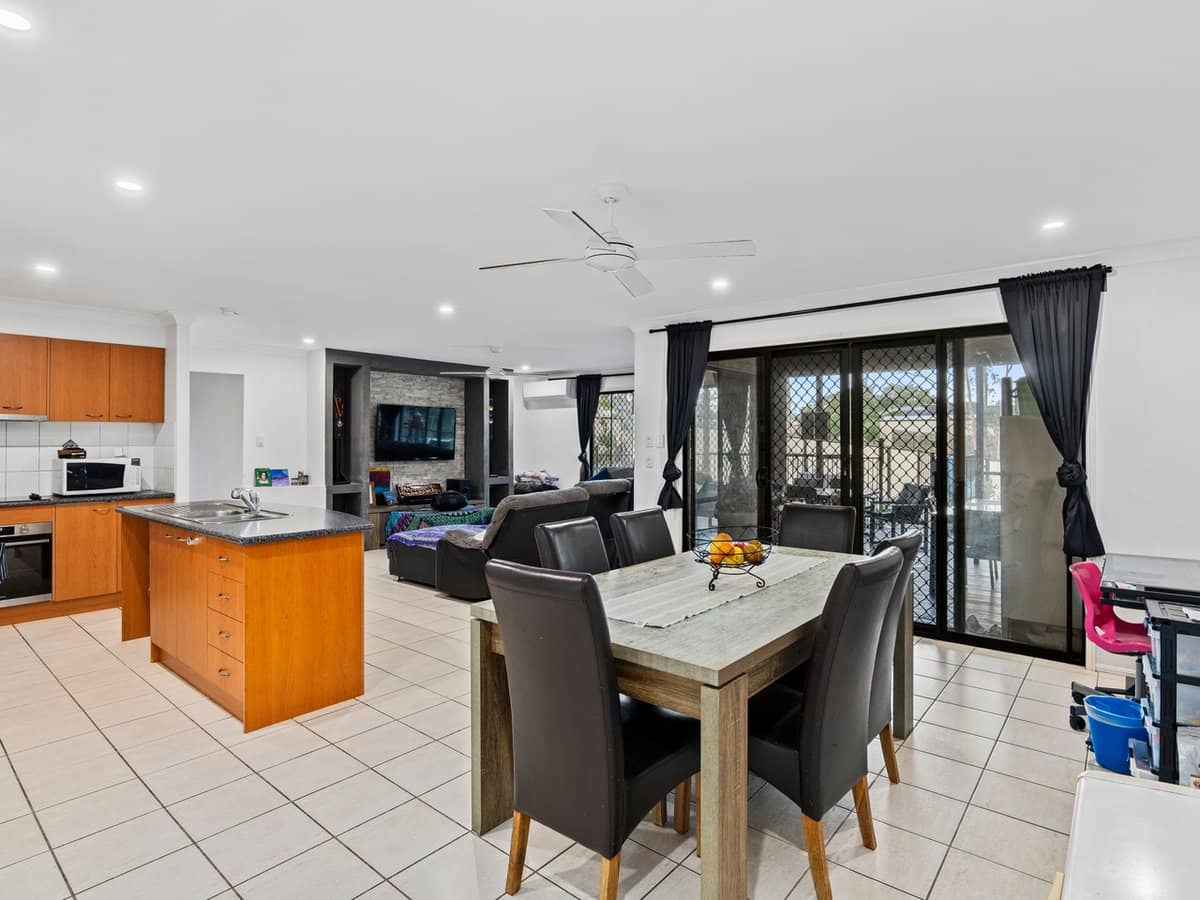 14-16 Tuckeroo Drive, FLAGSTONE - Thumbnail 8