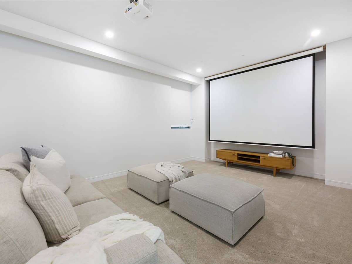 106 The Esplanade, Burleigh Heads - Thumbnail 8