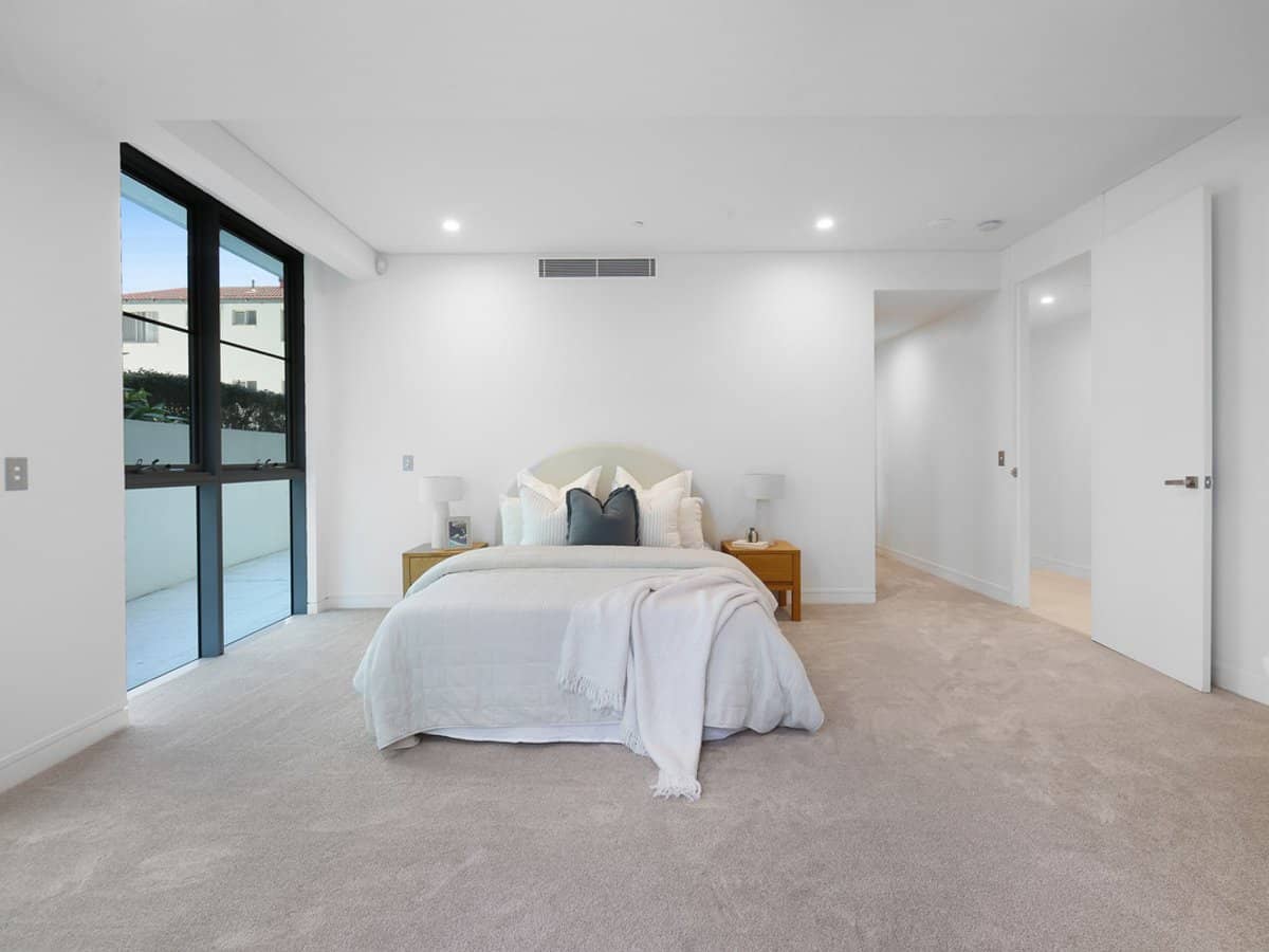 106 The Esplanade, Burleigh Heads - Thumbnail 21