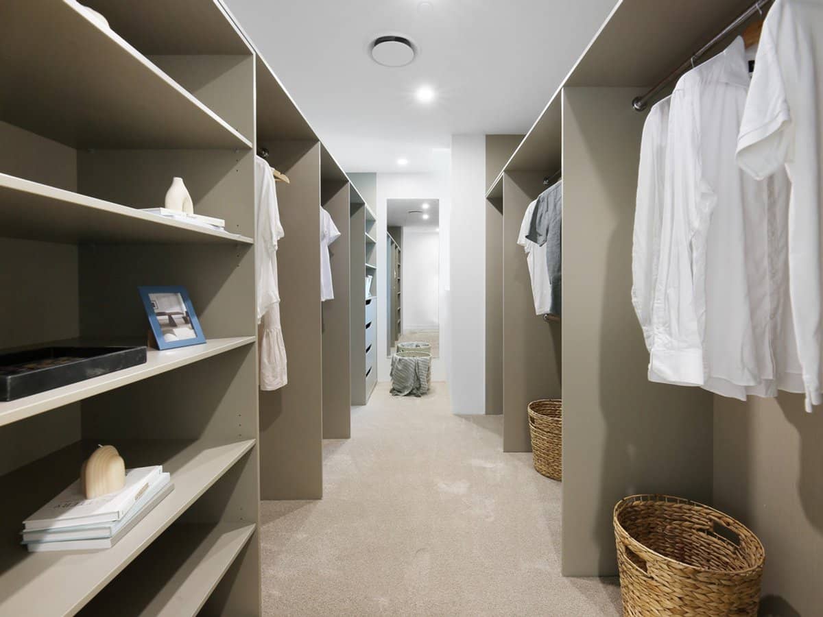 106 The Esplanade, Burleigh Heads - Thumbnail 22