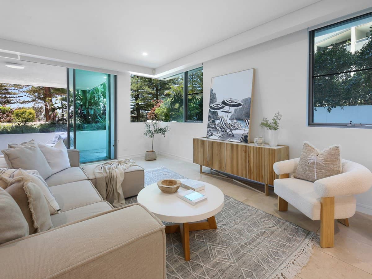 106 The Esplanade, Burleigh Heads - Thumbnail 10