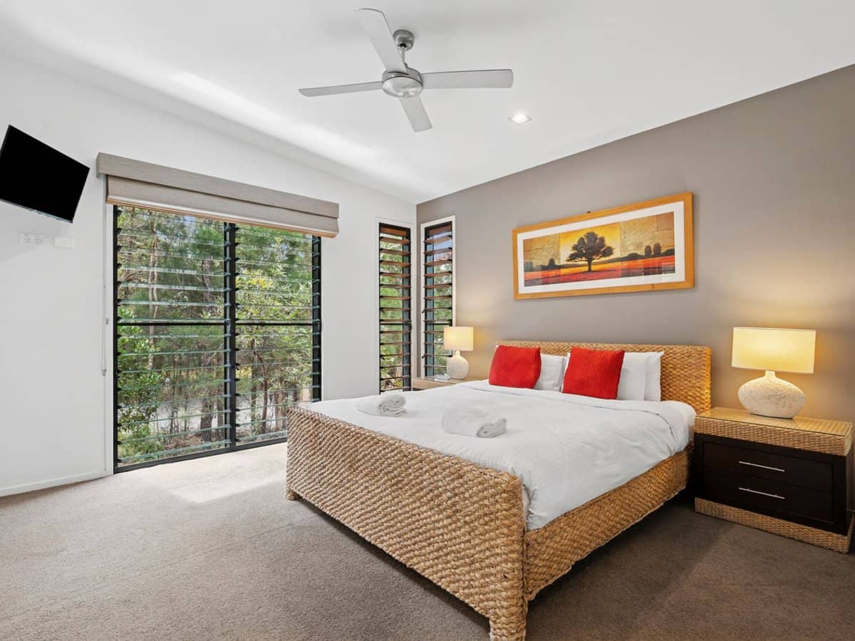 90 Beach Road, NOOSA NORTH SHORE - Thumbnail 11