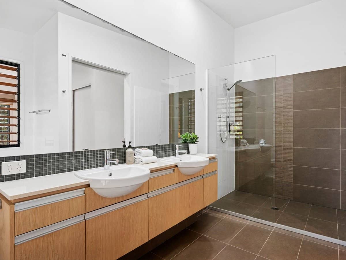 90 Beach Road, NOOSA NORTH SHORE - Thumbnail 12