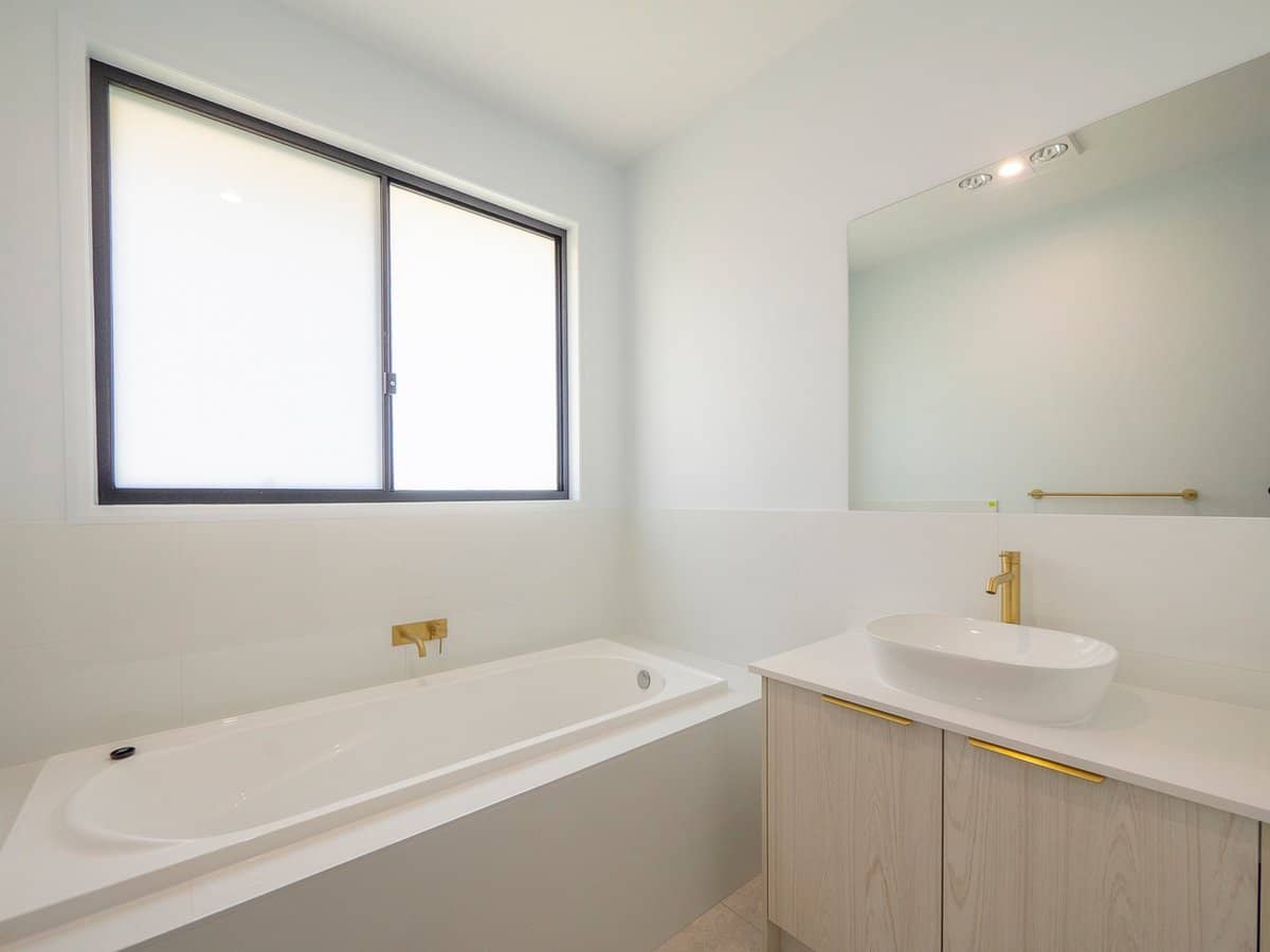 6 Warner Street, WELLINGTON POINT - Thumbnail 16