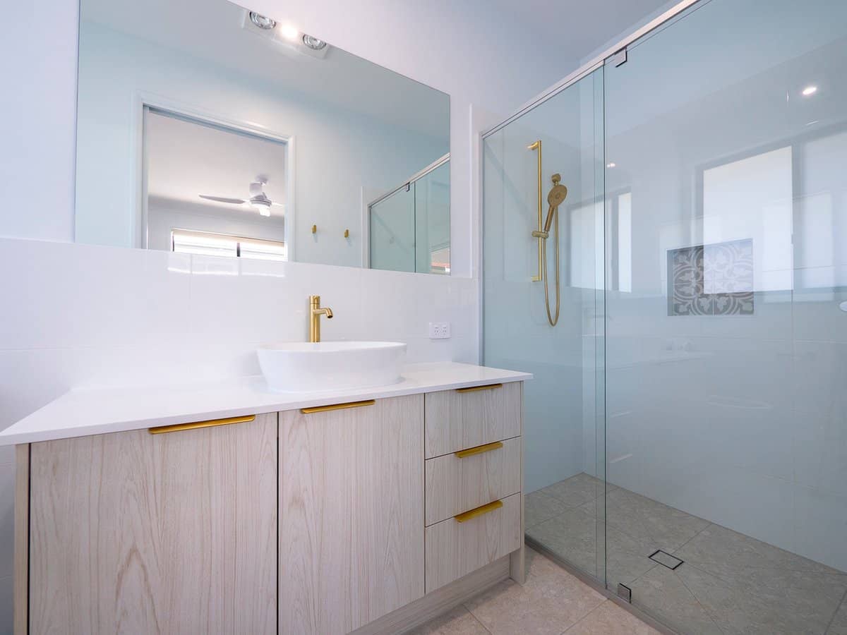 6 Warner Street, WELLINGTON POINT - Thumbnail 18