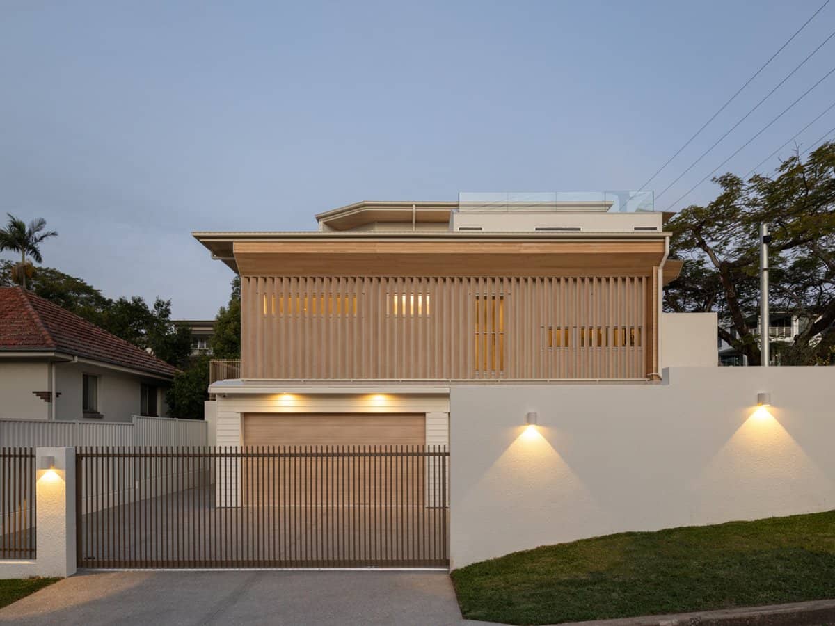 74 Martha Street, CAMP HILL - Thumbnail 2