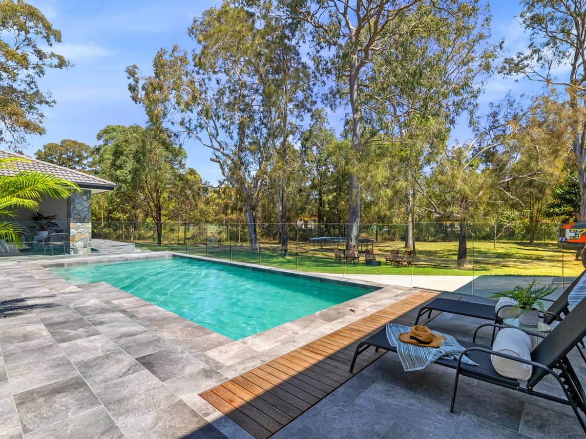 54 Cranleigh Street, WYNNUM WEST - Thumbnail 19