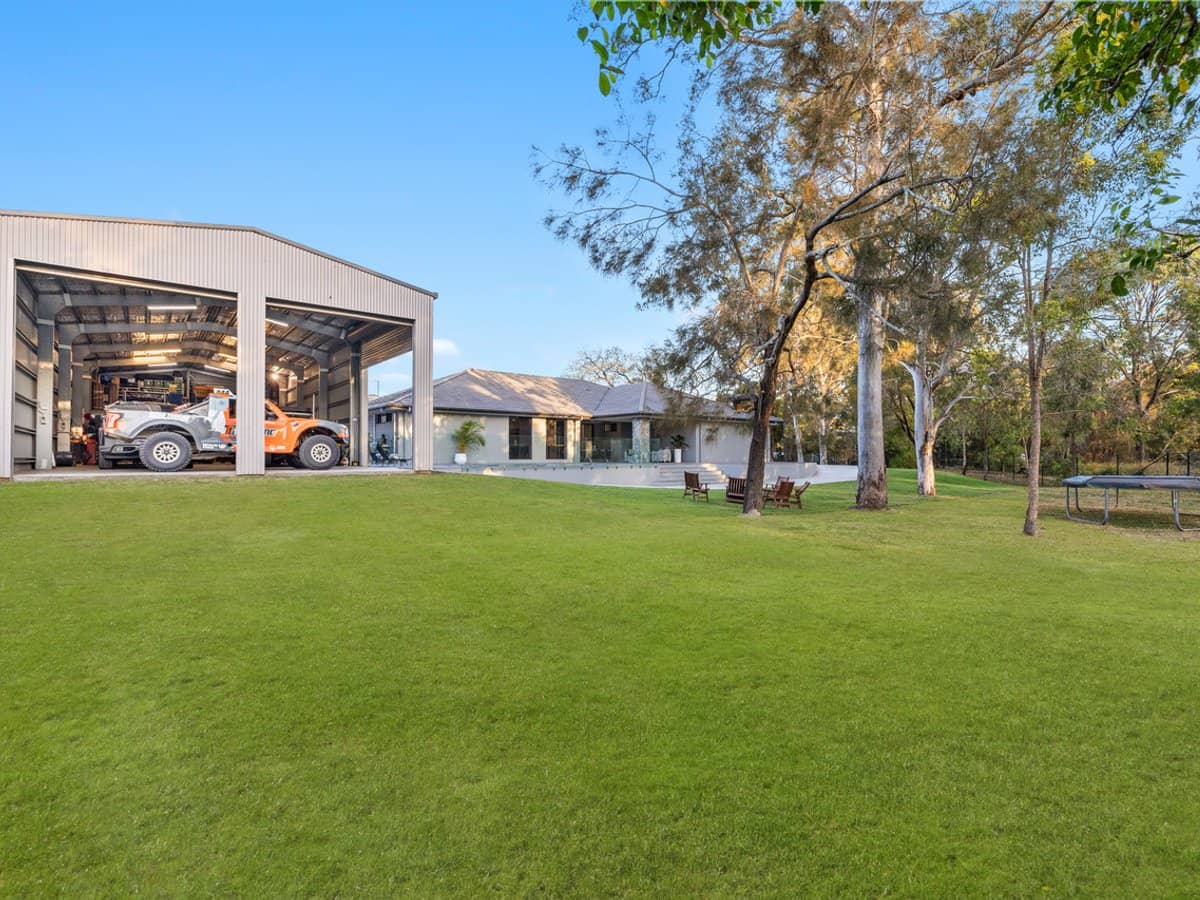 54 Cranleigh Street, WYNNUM WEST - Thumbnail 20