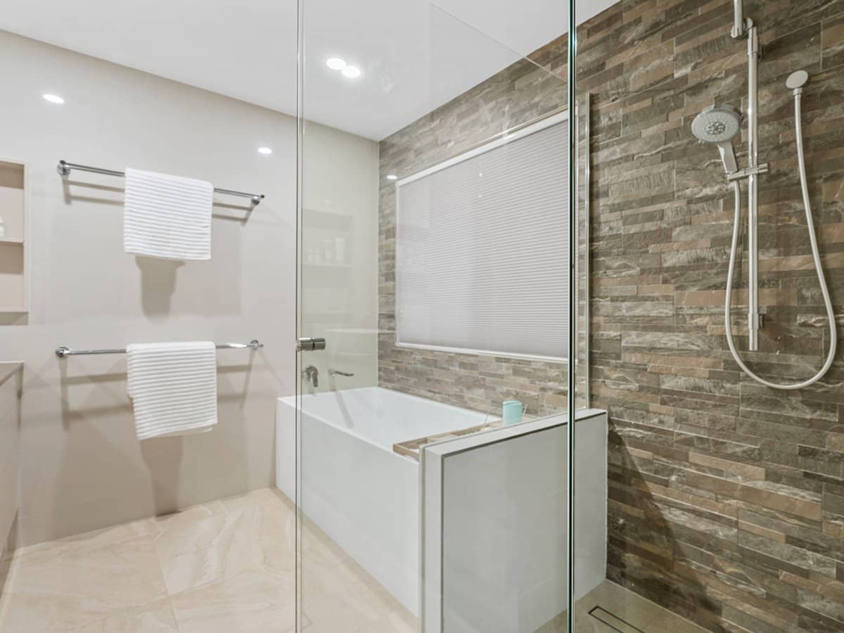 26 Samuel Court, MANLY WEST - Thumbnail 29