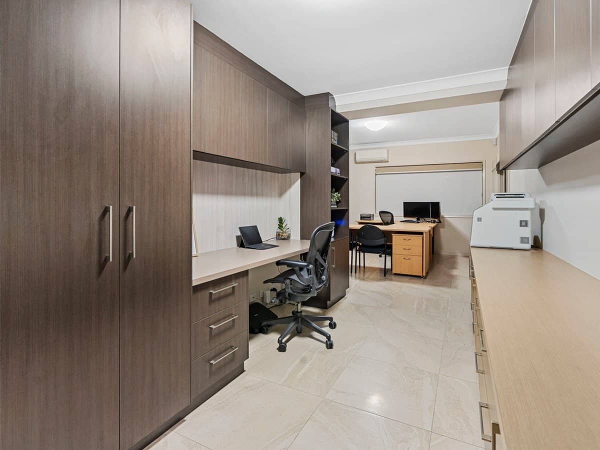 26 Samuel Court, MANLY WEST - Thumbnail 31