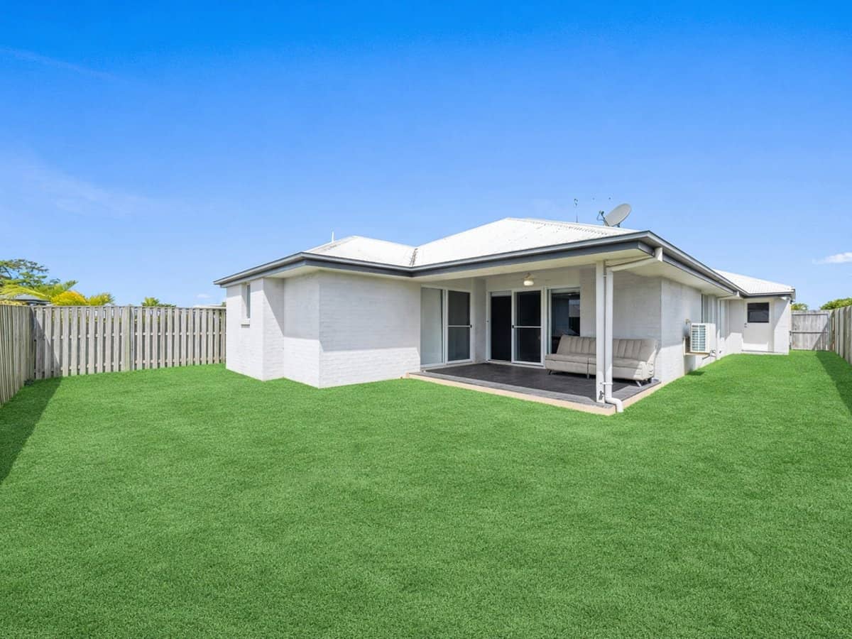 39 Stinson Circuit, COOMERA - Thumbnail 16