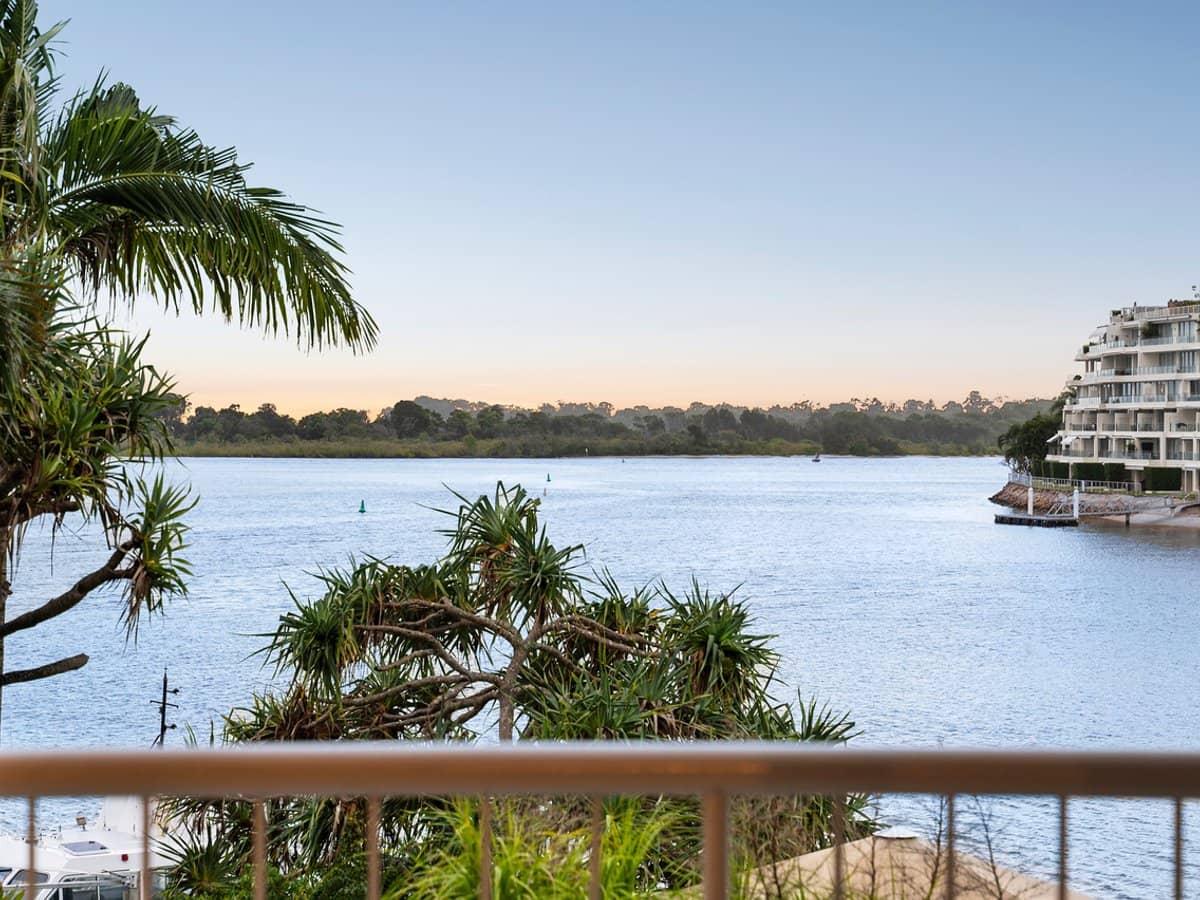 24 Munna Crescent, NOOSAVILLE - Thumbnail 1