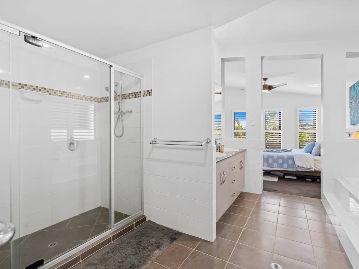 25 Douro Road, WELLINGTON POINT - Thumbnail 18