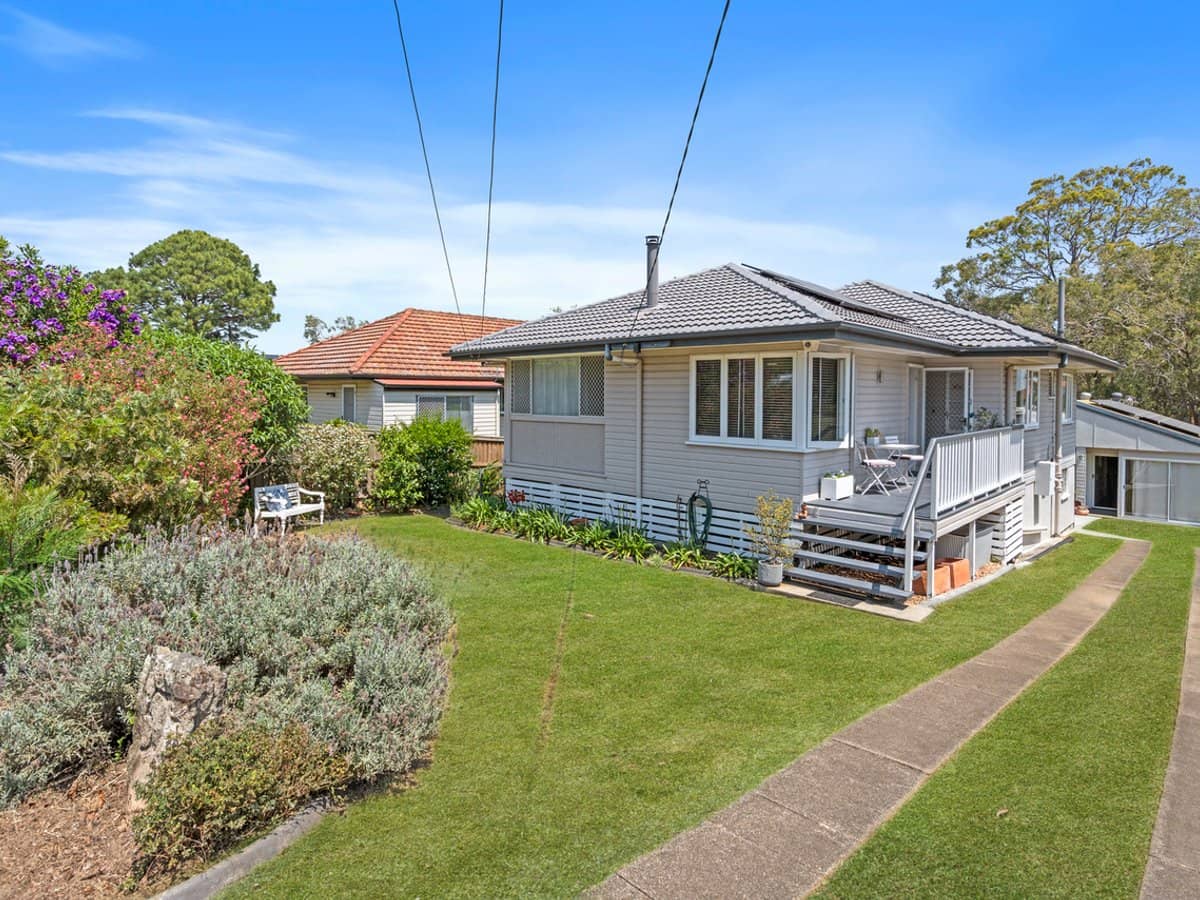 5 Nevis Street, MANLY WEST - Thumbnail 1