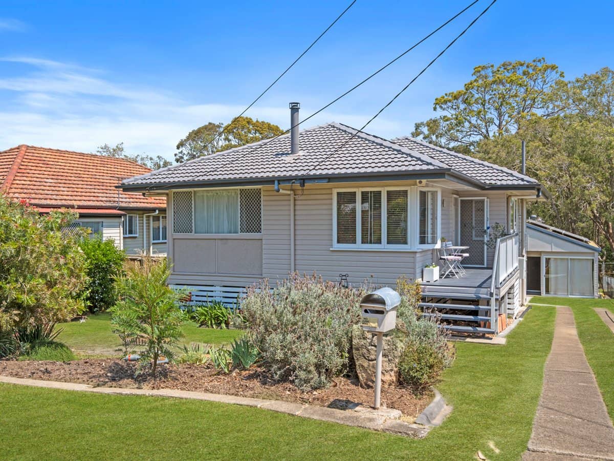 5 Nevis Street, MANLY WEST - Thumbnail 2