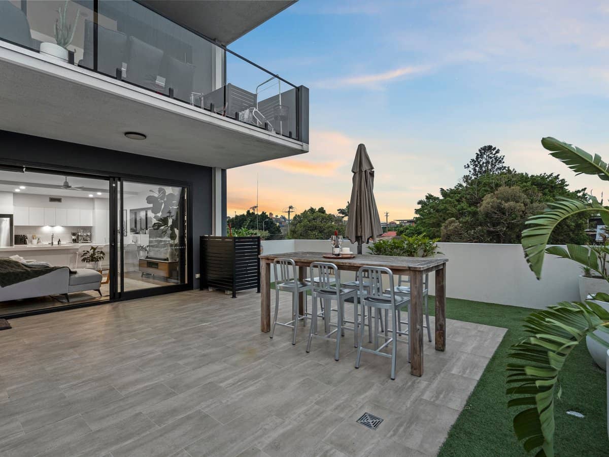 89 Old Cleveland Road, STONES CORNER - Thumbnail 1