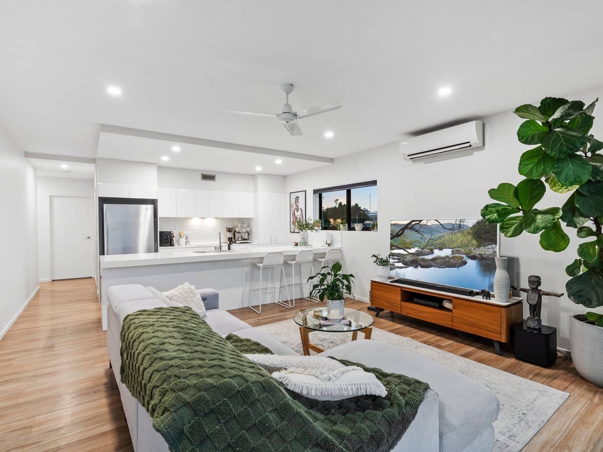 89 Old Cleveland Road, STONES CORNER - Thumbnail 3