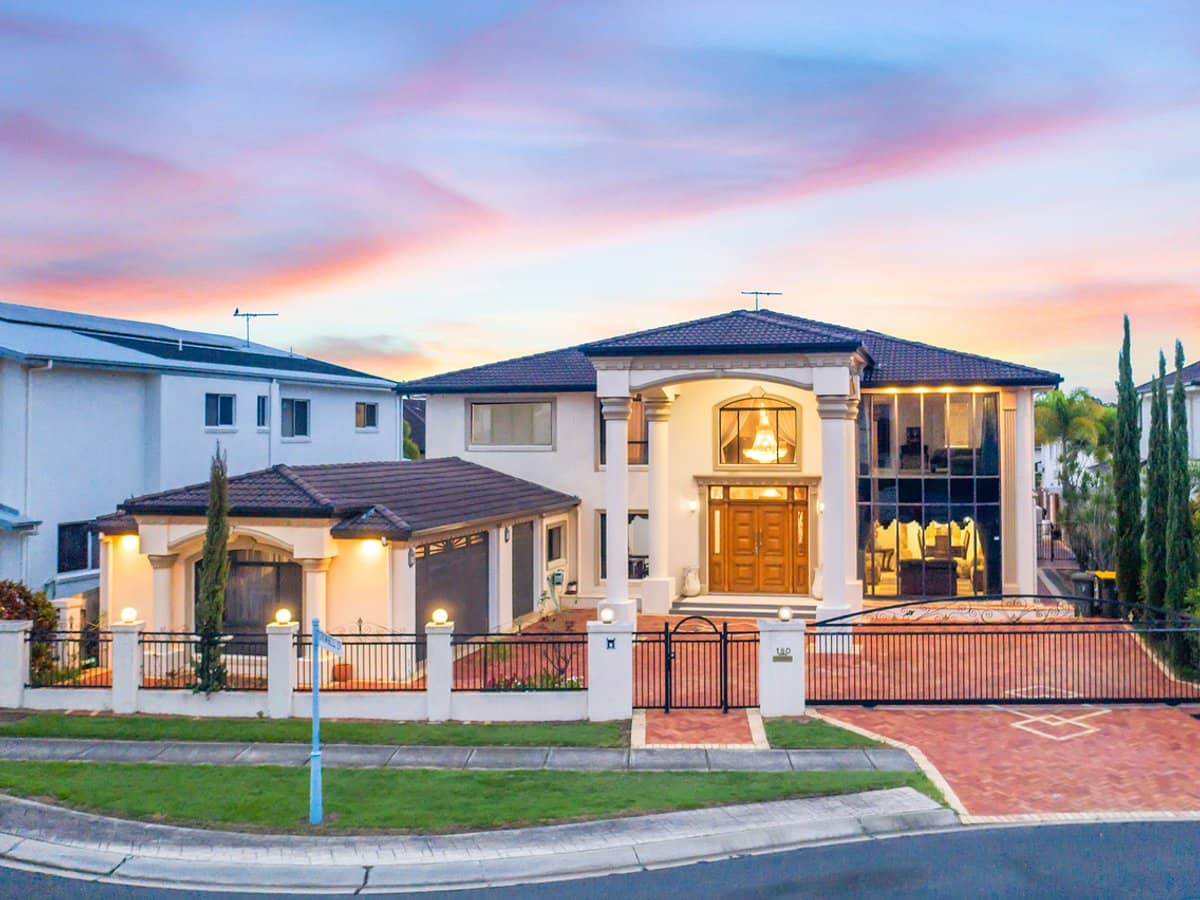 180 Hawthorn Circuit, STRETTON - Thumbnail 33