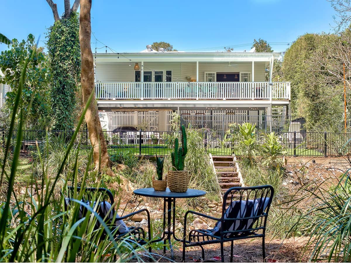 101 Fletcher Parade, BARDON - Thumbnail 2