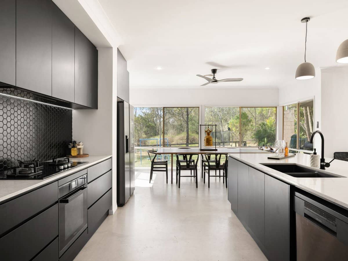 220-232 Stockleigh Road, STOCKLEIGH - Thumbnail 3