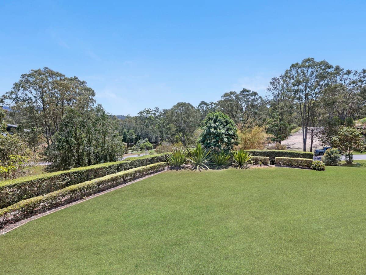 31 Spoonbill Way, MUDGEERABA - Thumbnail 32