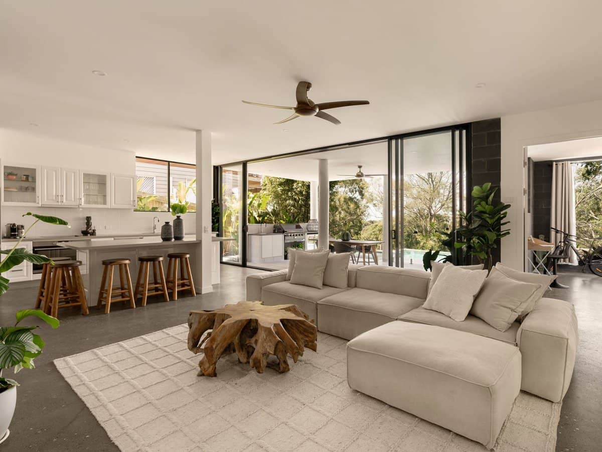 93 Orient Drive, SUNRISE BEACH - Thumbnail 4