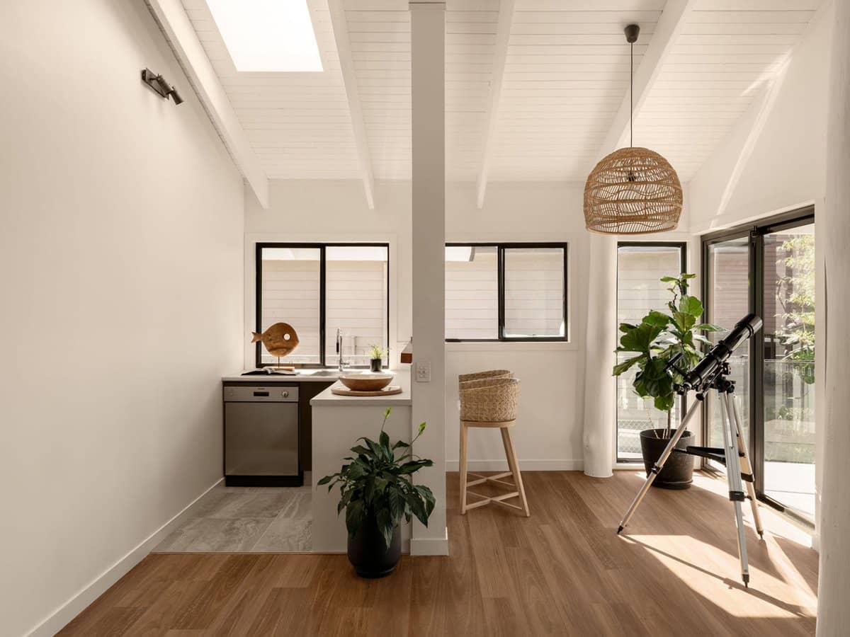 93 Orient Drive, SUNRISE BEACH - Thumbnail 18