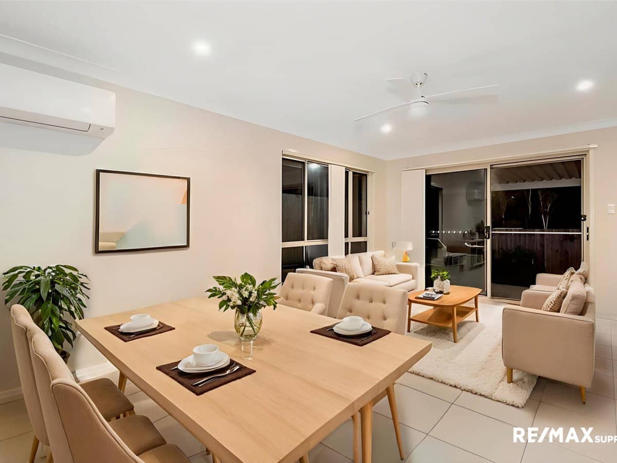 54 Marshall Circuit, COOMERA - Thumbnail 2