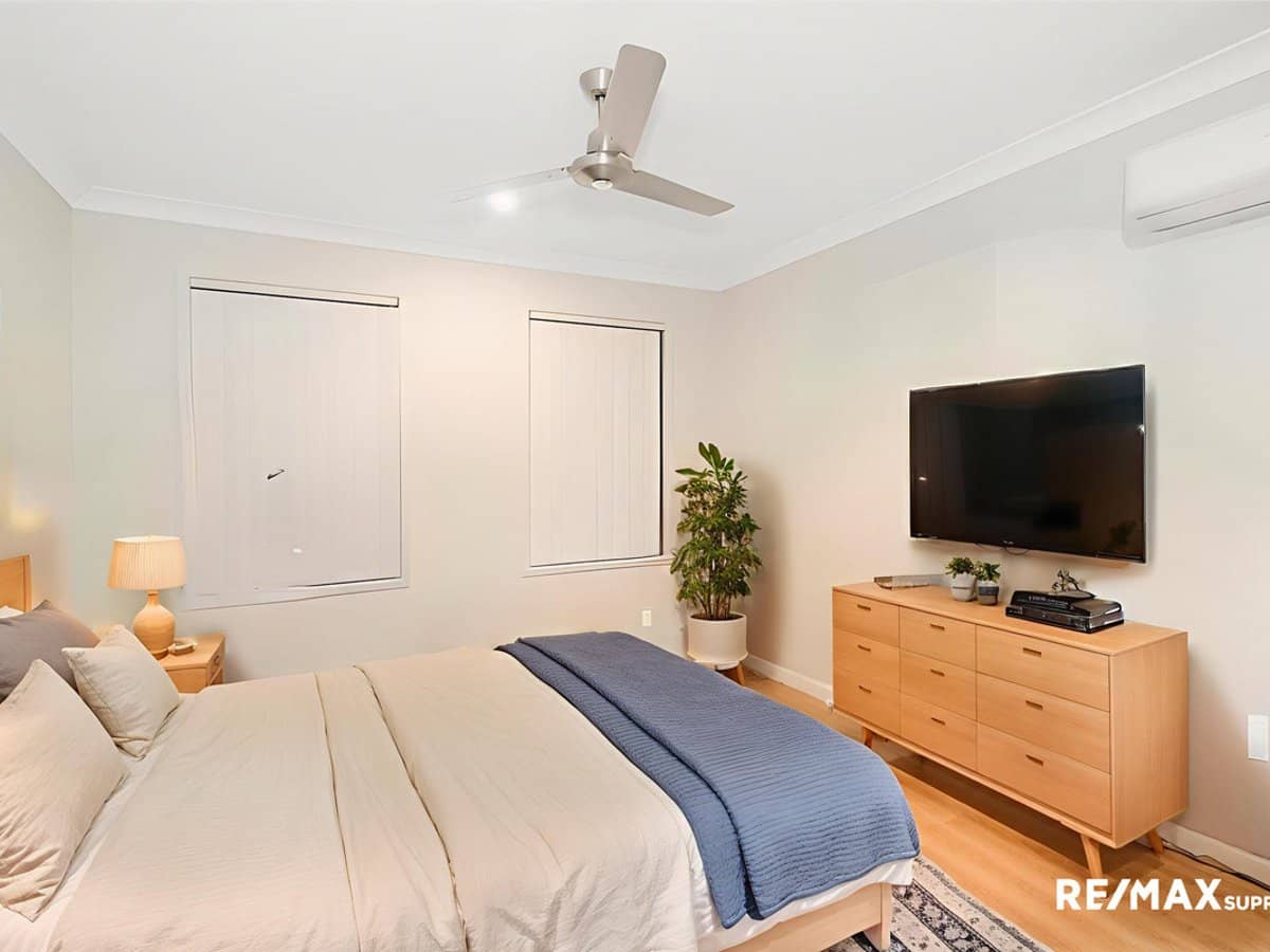 54 Marshall Circuit, COOMERA - Thumbnail 4