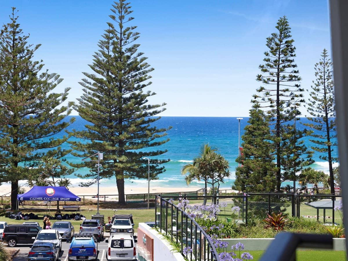 2-14 The Esplanade, Burleigh Heads - Thumbnail 8