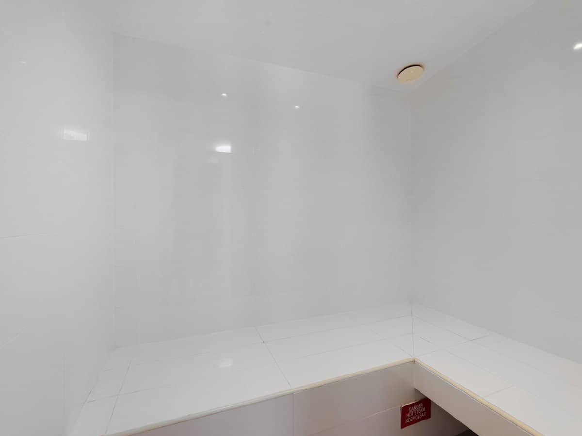 2-14 The Esplanade, Burleigh Heads - Thumbnail 18