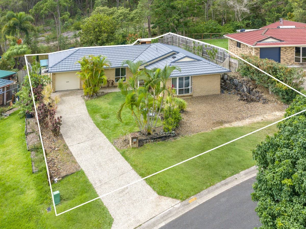 4 Jane Lane, OXENFORD - Thumbnail 1