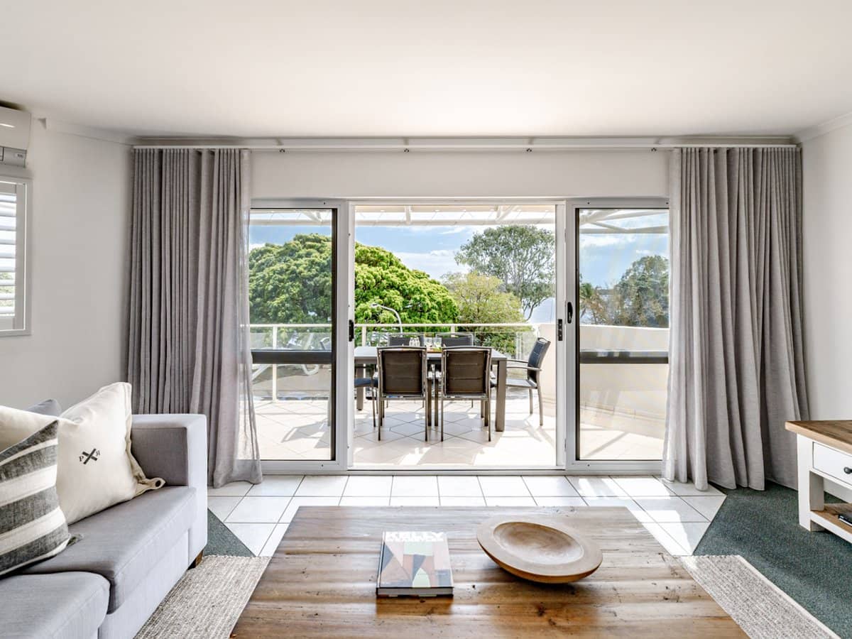 221-227 Gympie Terrace, NOOSAVILLE - Thumbnail 2