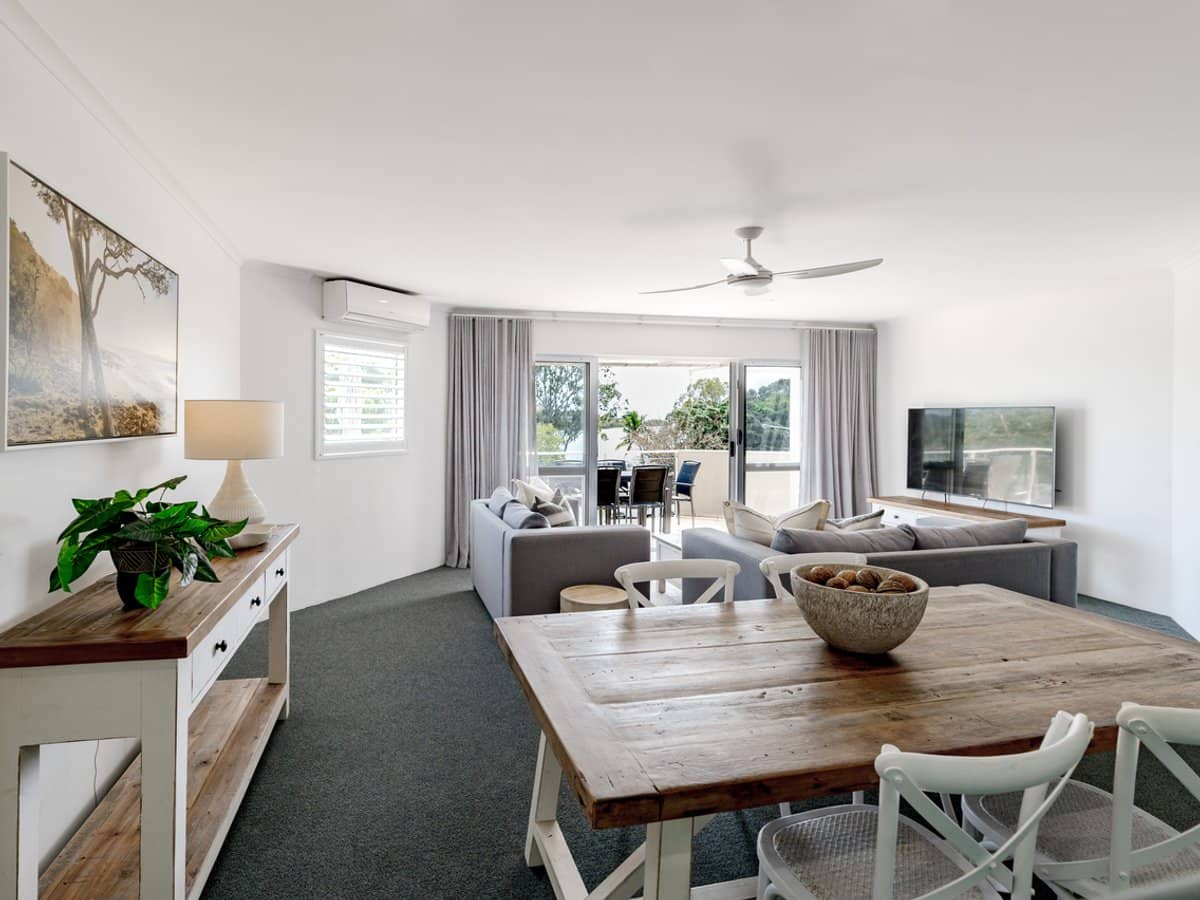 221-227 Gympie Terrace, NOOSAVILLE - Thumbnail 3