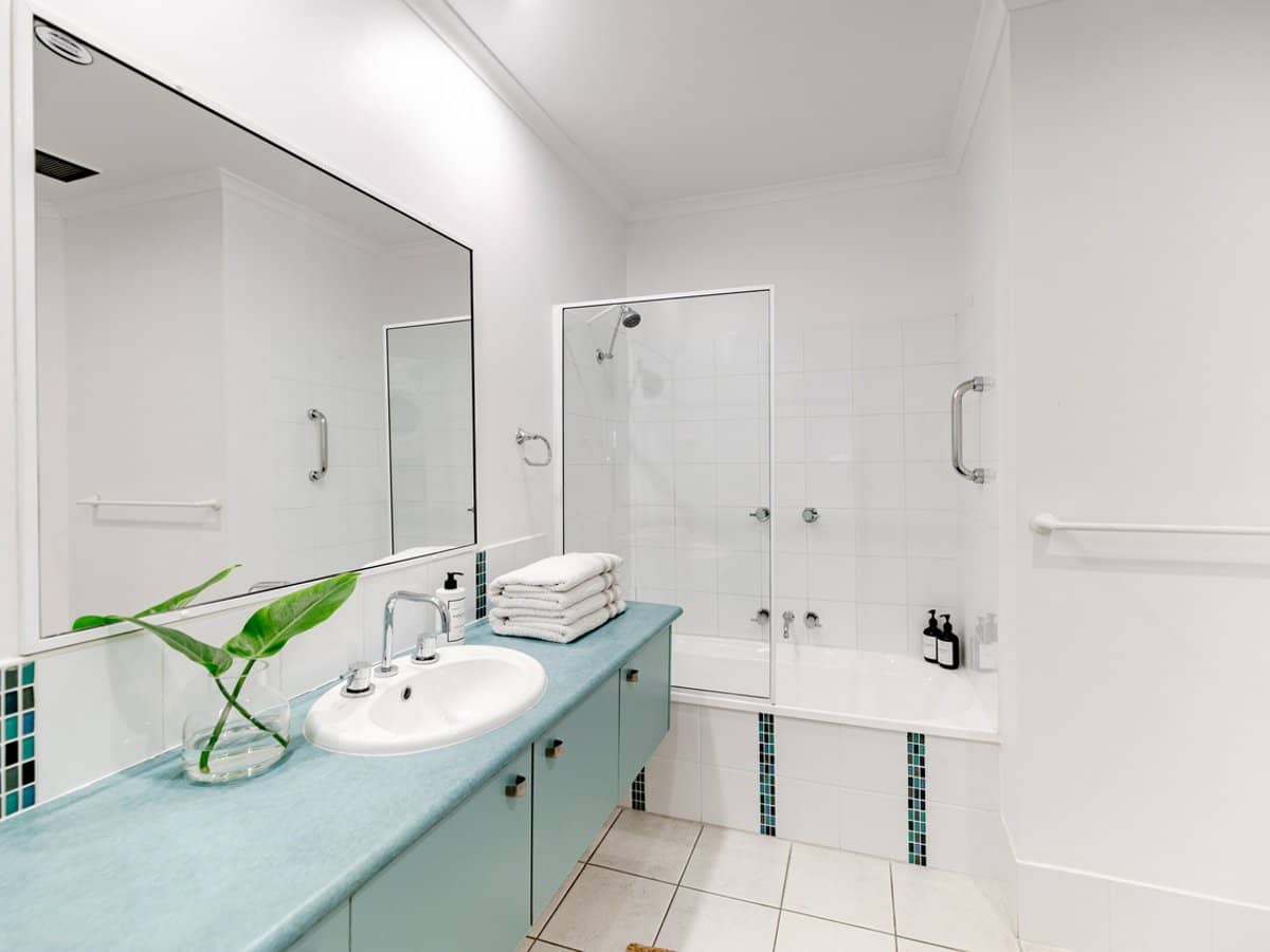 221-227 Gympie Terrace, NOOSAVILLE - Thumbnail 17