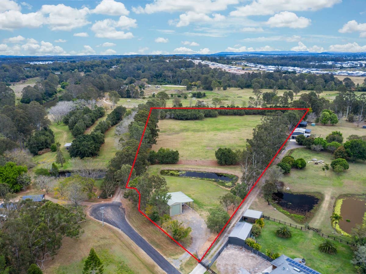 109-113 Natalie Road, BUCCAN - Thumbnail 1