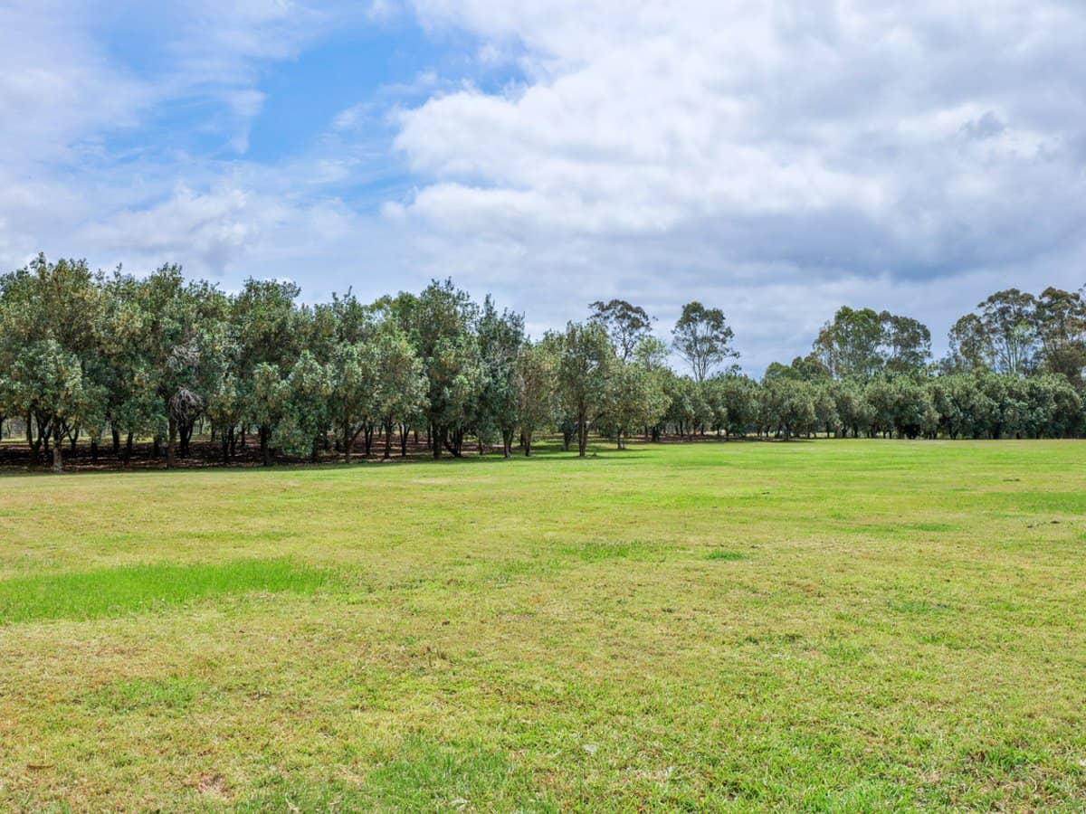 109-113 Natalie Road, BUCCAN - Thumbnail 12