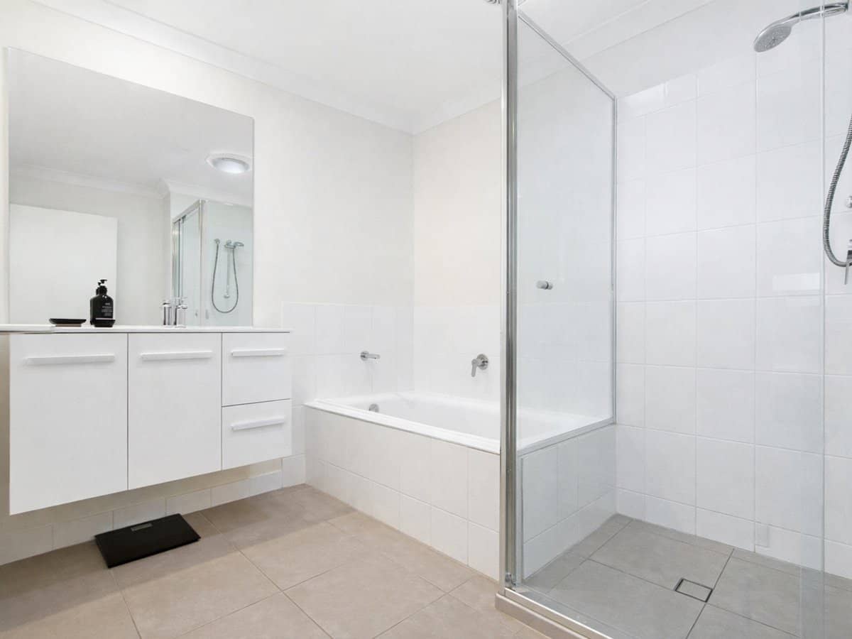 1/66 Taurus Circuit, COOMERA - Thumbnail 16