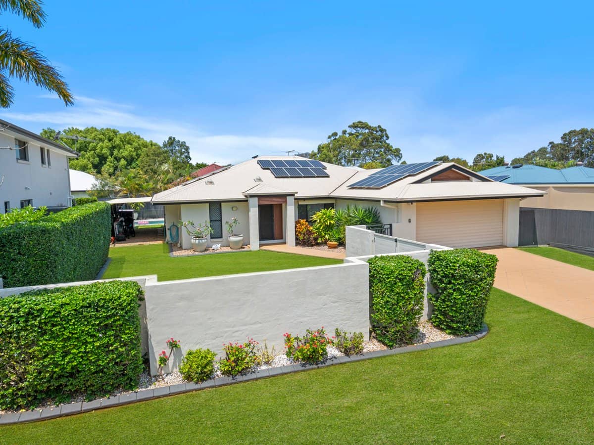 4 Canegrove Circuit, WELLINGTON POINT - Thumbnail 1