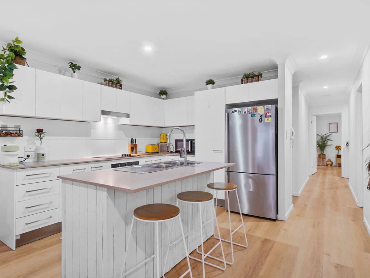 17 Blackbird Street, BEENLEIGH - Thumbnail 7