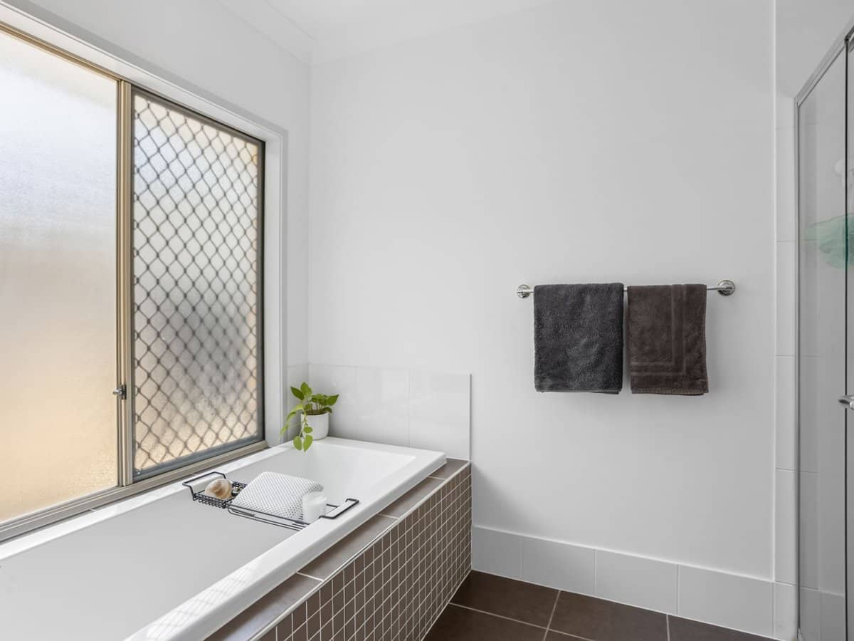 4 Lowe Court, MAUDSLAND - Thumbnail 13