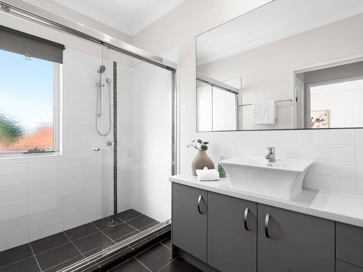 147 Jones Road, CARINA HEIGHTS - Thumbnail 10