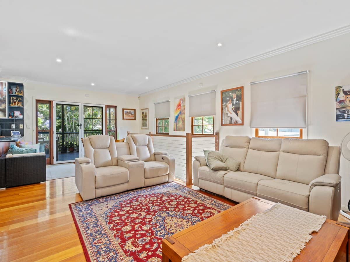 34 Radius Street, WYNNUM - Thumbnail 4