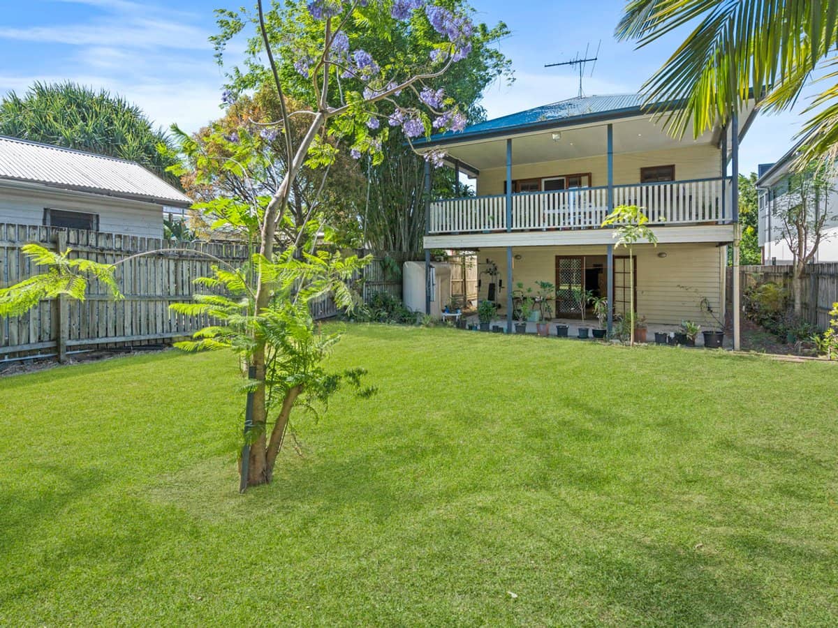 34 Radius Street, WYNNUM - Thumbnail 9