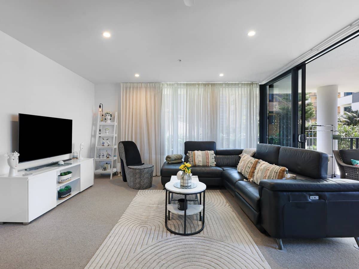 72 the Esplanade, Burleigh Heads - Thumbnail 8